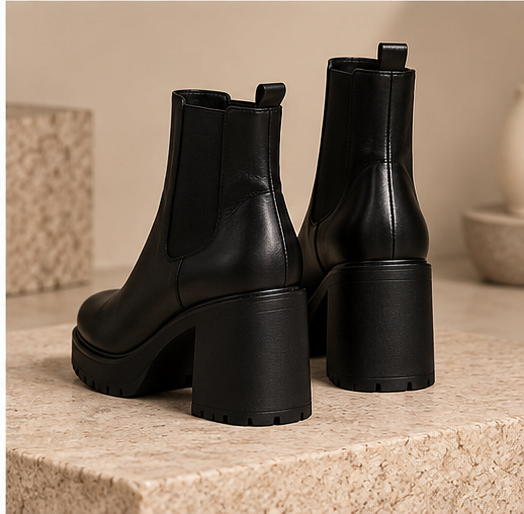 LOECY Platform Ankle Boots heel detail